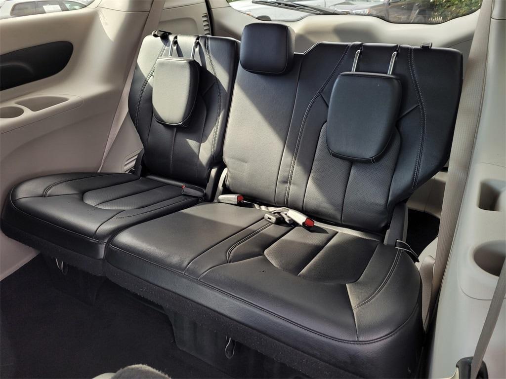 used 2022 Chrysler Pacifica Hybrid car, priced at $29,695