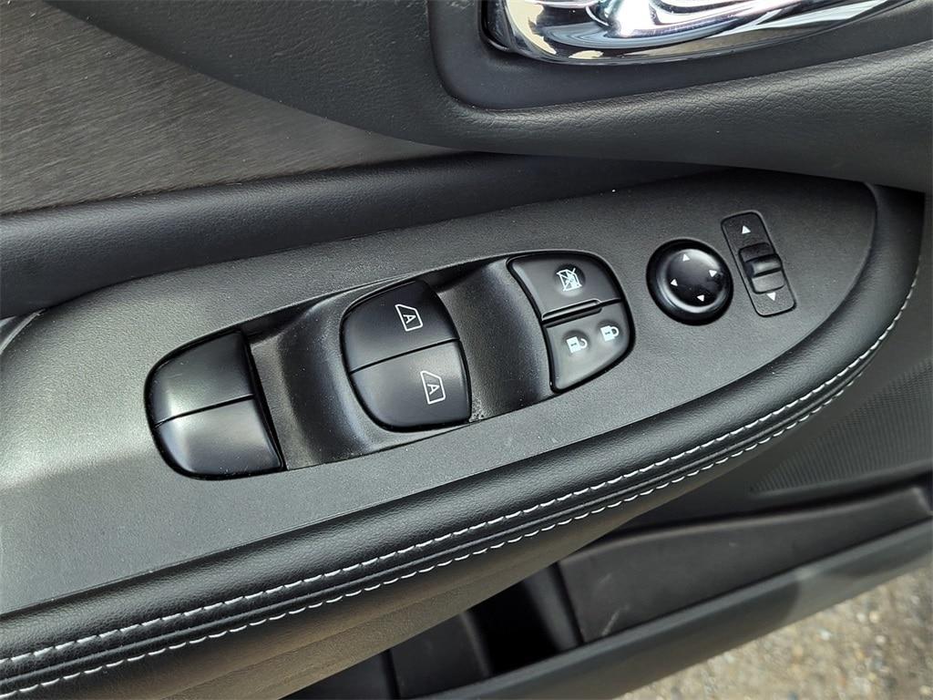 used 2023 Nissan Murano car, priced at $25,388