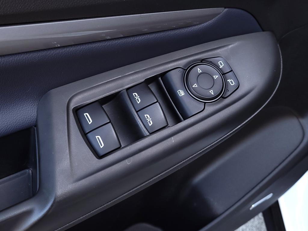 used 2022 Chevrolet Bolt EUV car, priced at $23,995