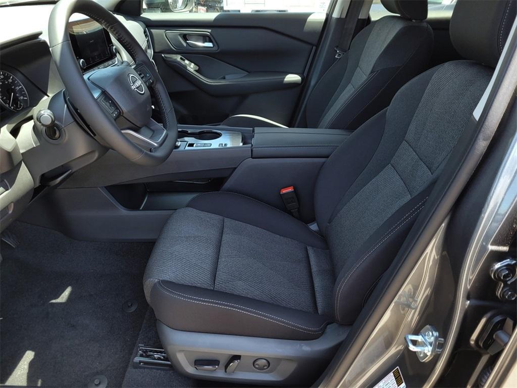 new 2025 Nissan Rogue car, priced at $29,595