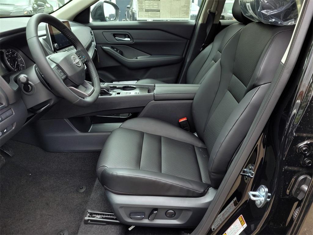 new 2025 Nissan Rogue car, priced at $31,685