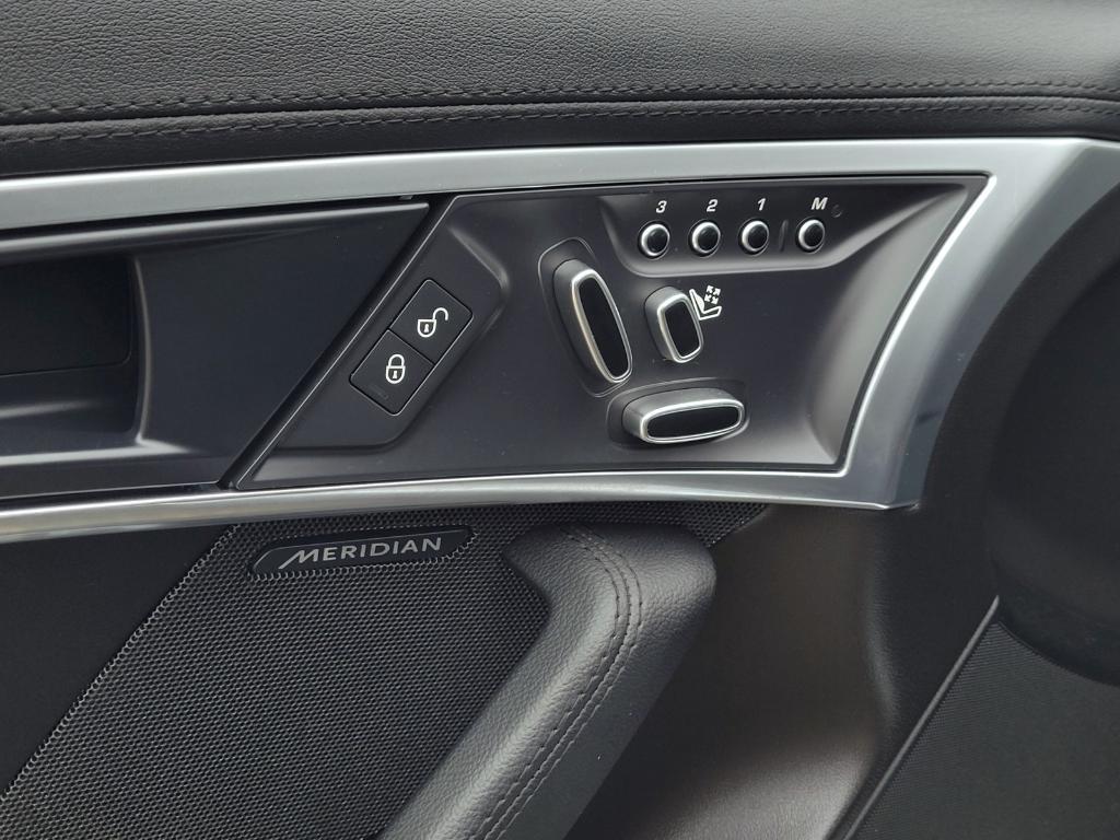 used 2018 Jaguar F-TYPE car, priced at $26,788