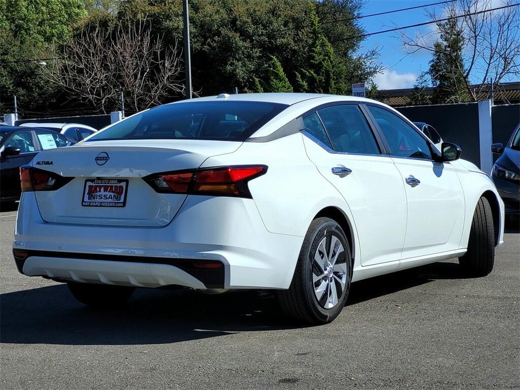 new 2025 Nissan Altima car, priced at $25,995
