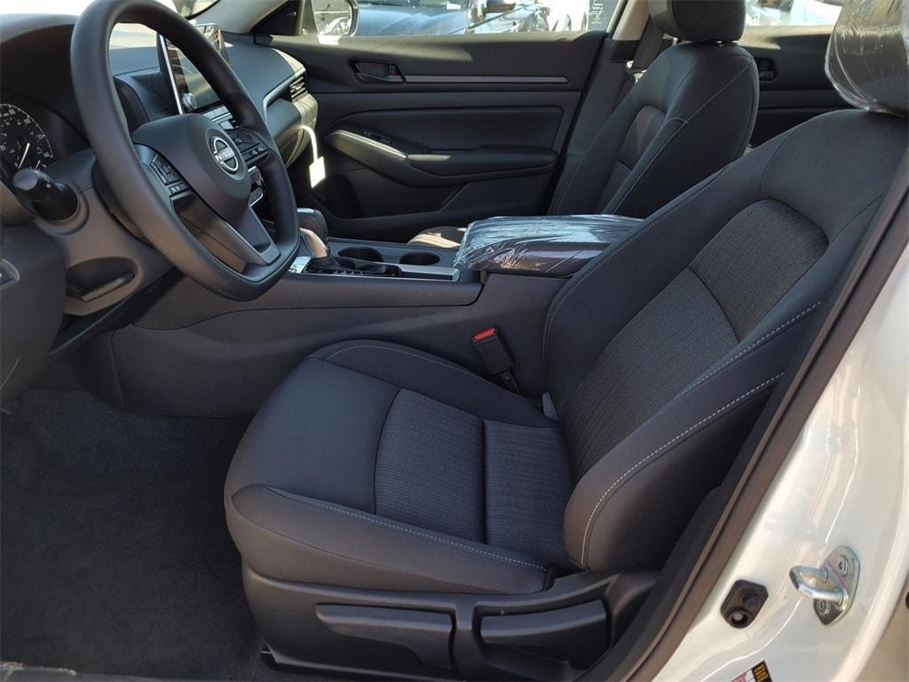 new 2025 Nissan Altima car, priced at $25,995