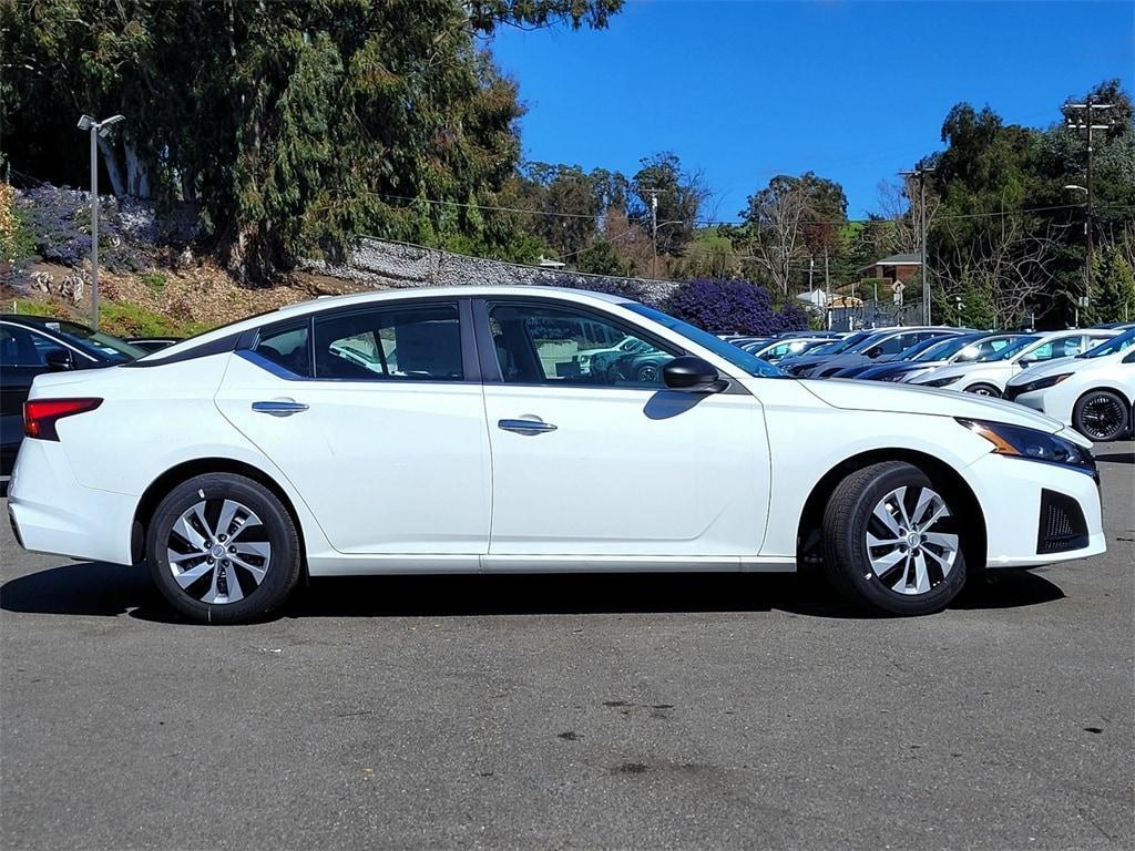 new 2025 Nissan Altima car, priced at $25,995