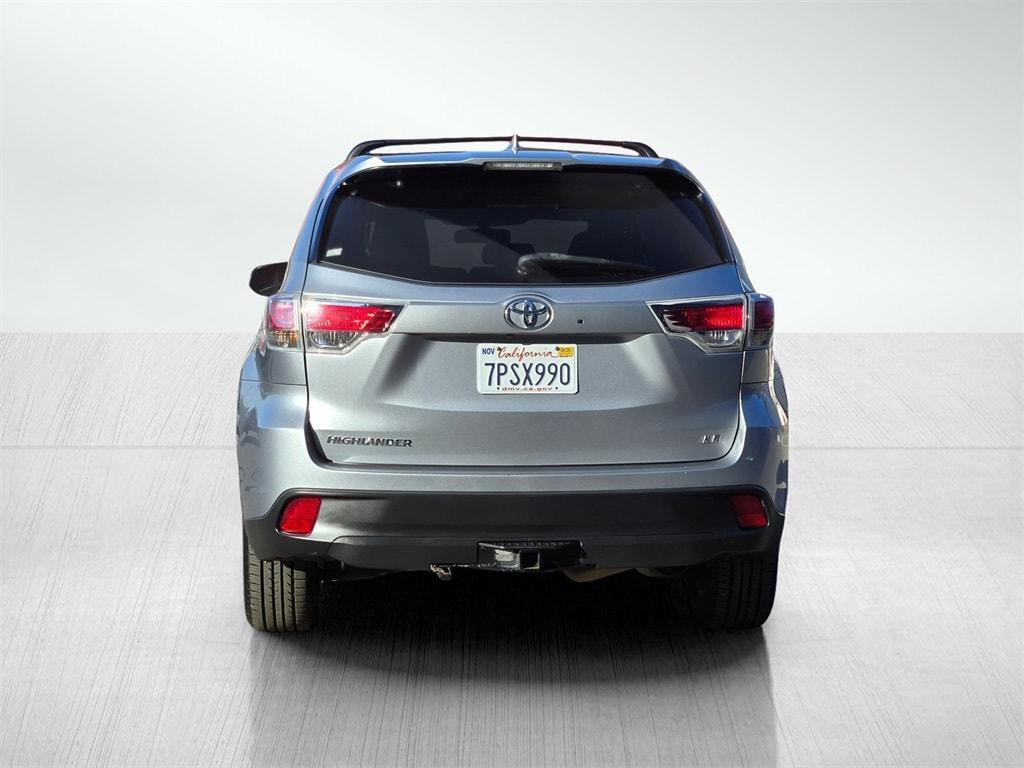 used 2015 Toyota Highlander car, priced at $18,995