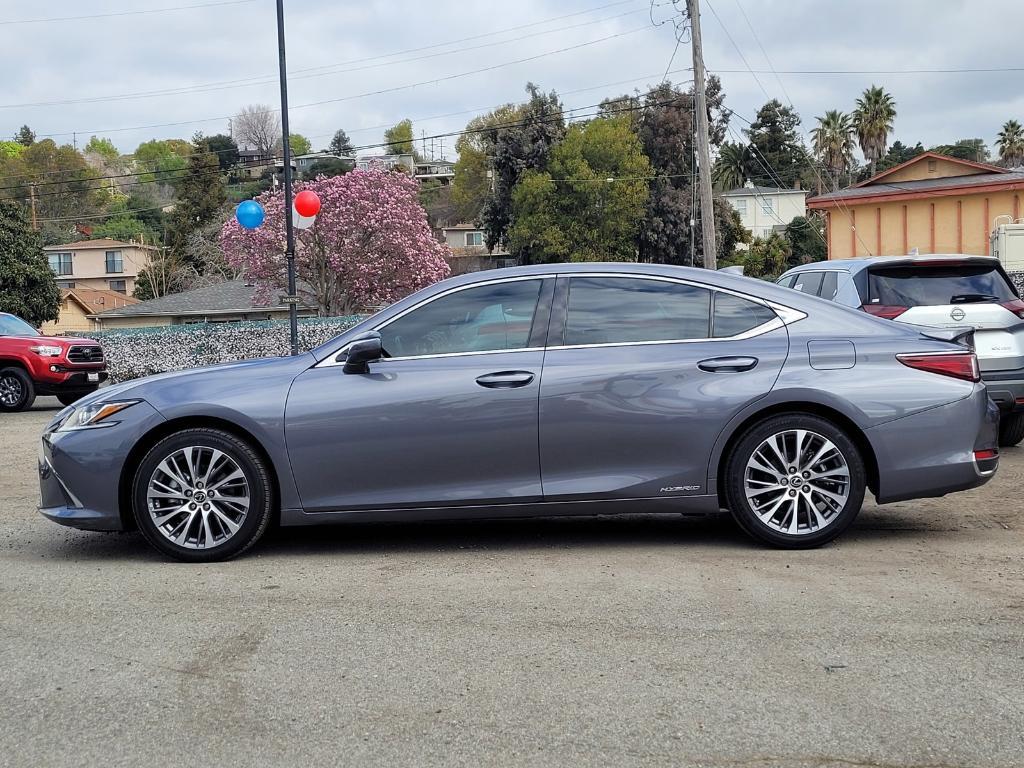 used 2021 Lexus ES 300h car, priced at $28,991