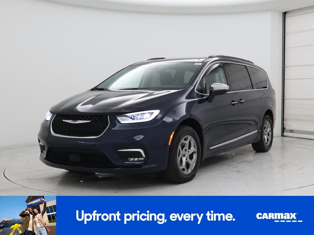 used 2023 Chrysler Pacifica car, priced at $38,998