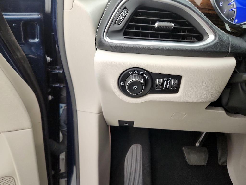 used 2023 Chrysler Pacifica car, priced at $38,998