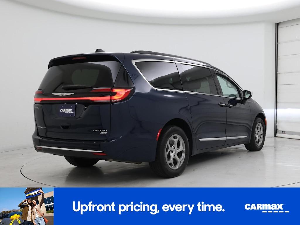 used 2023 Chrysler Pacifica car, priced at $38,998