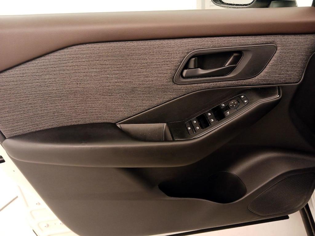 used 2023 Nissan Rogue car, priced at $21,998