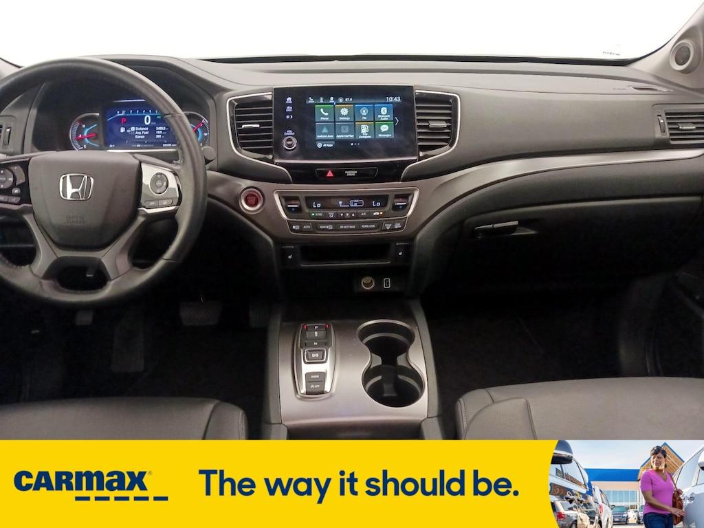 used 2022 Honda Pilot car, priced at $29,998