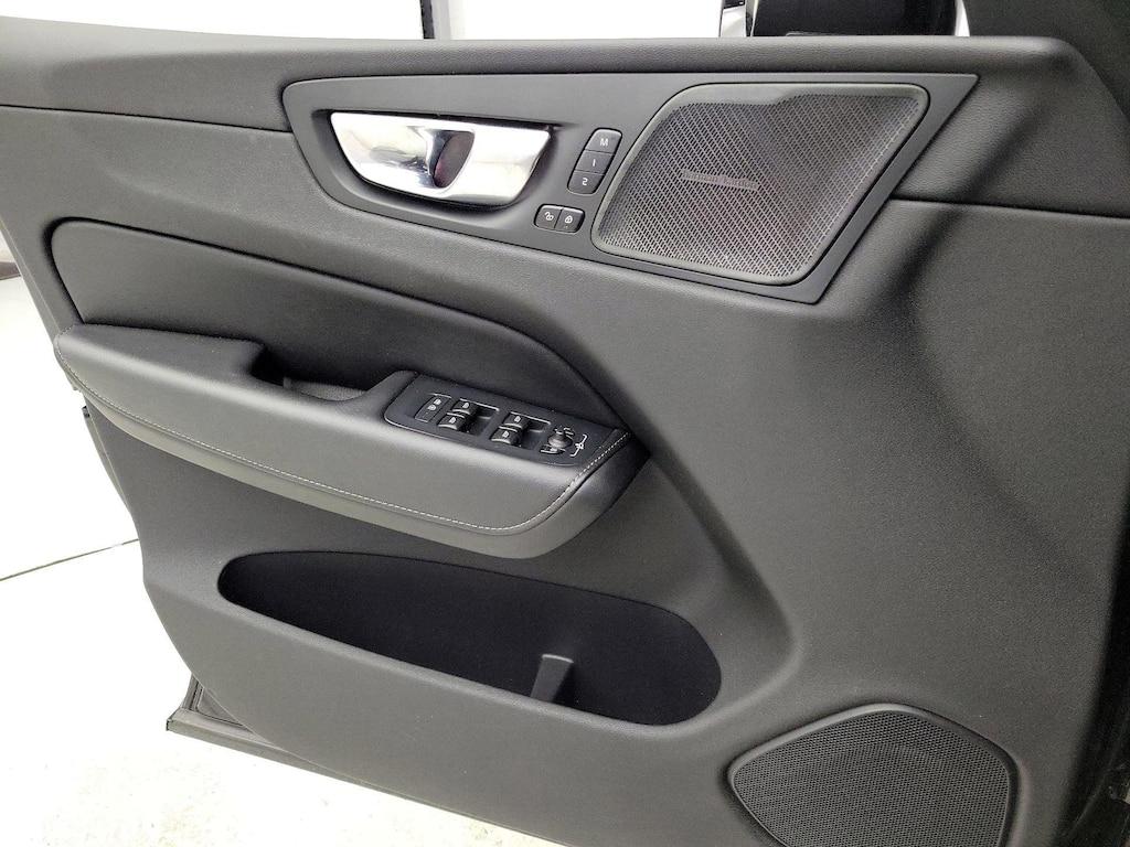 used 2022 Volvo XC60 Recharge Plug-In Hybrid car, priced at $39,998