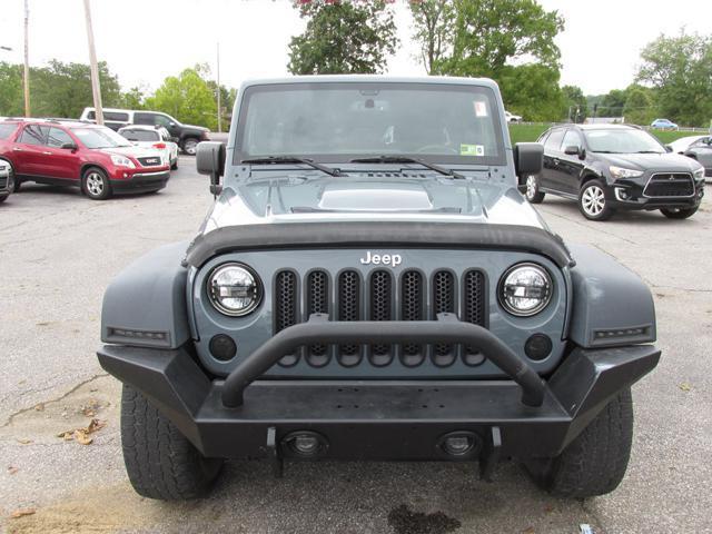 used 2014 Jeep Wrangler Unlimited car, priced at $21,900