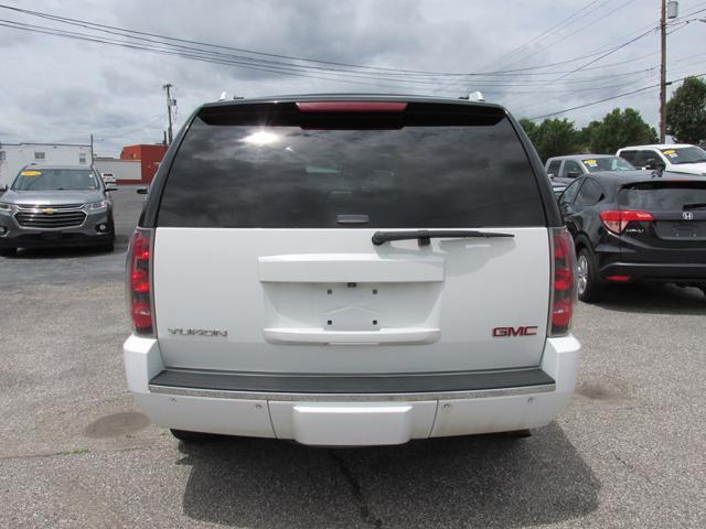 used 2008 GMC Yukon car, priced at $11,999