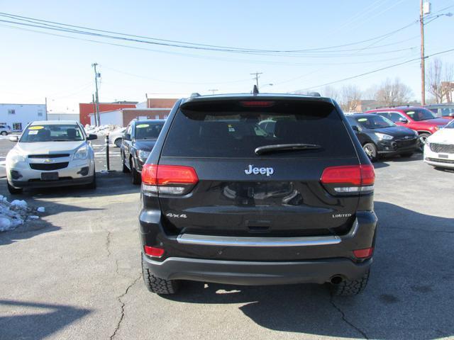 used 2015 Jeep Grand Cherokee car, priced at $9,499