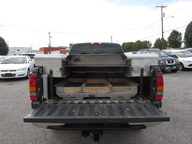 used 2002 GMC Sierra 2500 car, priced at $13,900