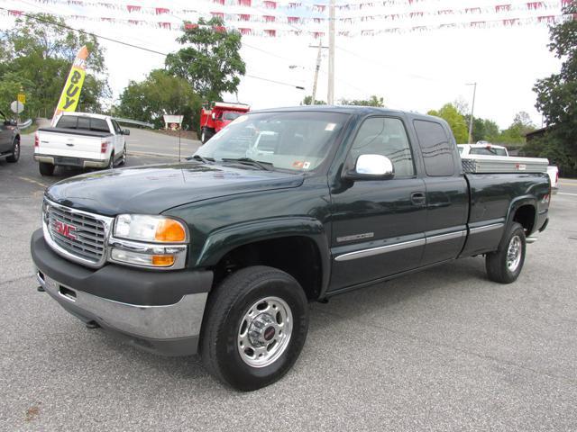 used 2002 GMC Sierra 2500 car, priced at $13,900
