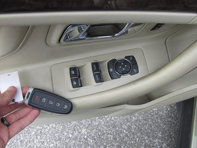 used 2013 Ford Taurus car, priced at $7,499