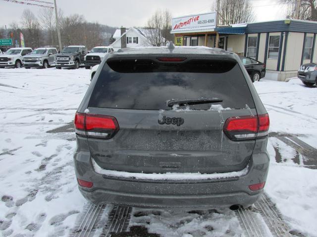 used 2020 Jeep Grand Cherokee car, priced at $18,999