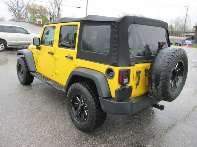 used 2015 Jeep Wrangler Unlimited car, priced at $20,499