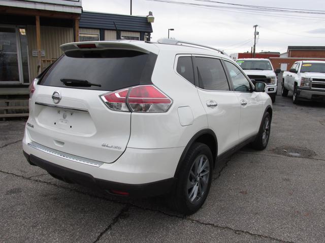 used 2016 Nissan Rogue car, priced at $11,900