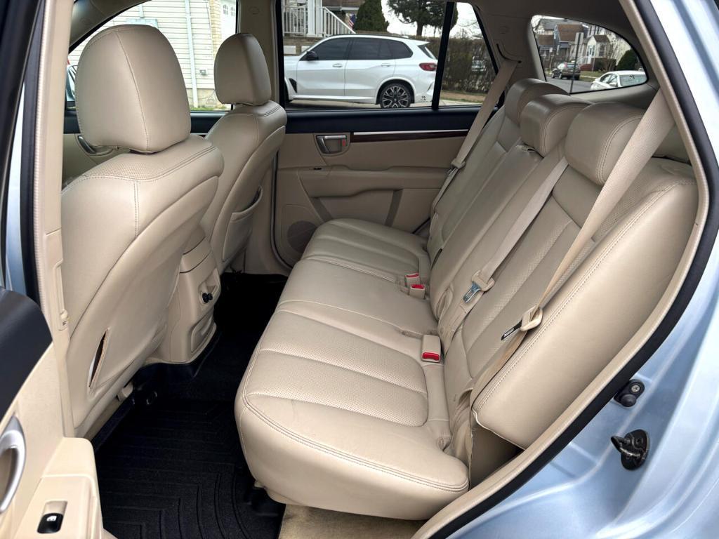used 2007 Hyundai Santa Fe car, priced at $6,995