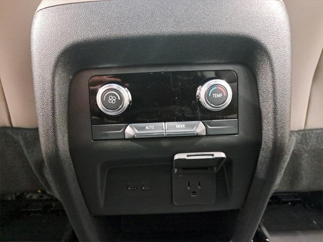 new 2025 GMC Acadia car