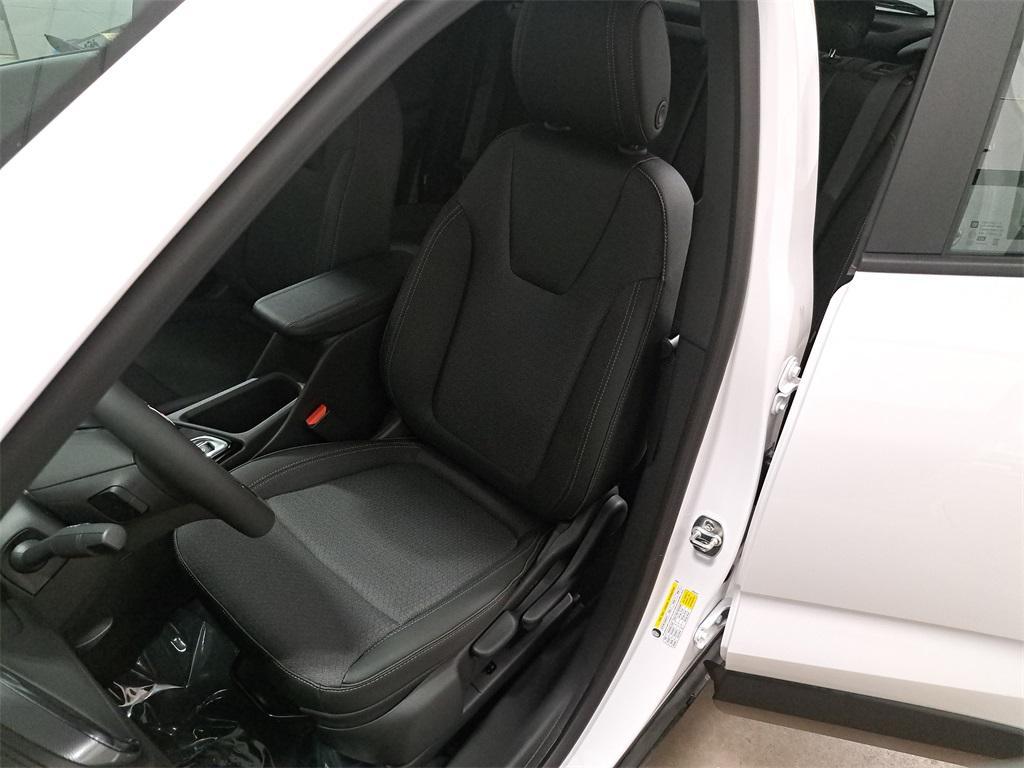 new 2025 Buick Encore GX car, priced at $26,777