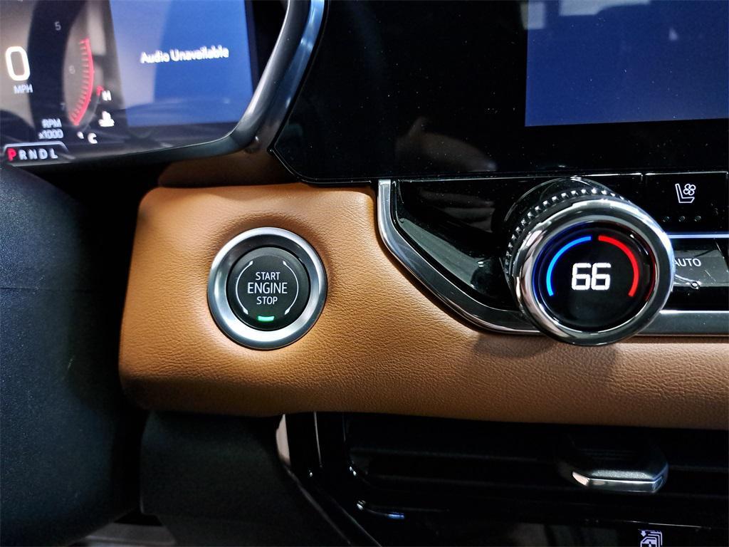 new 2025 GMC Canyon car, priced at $52,142