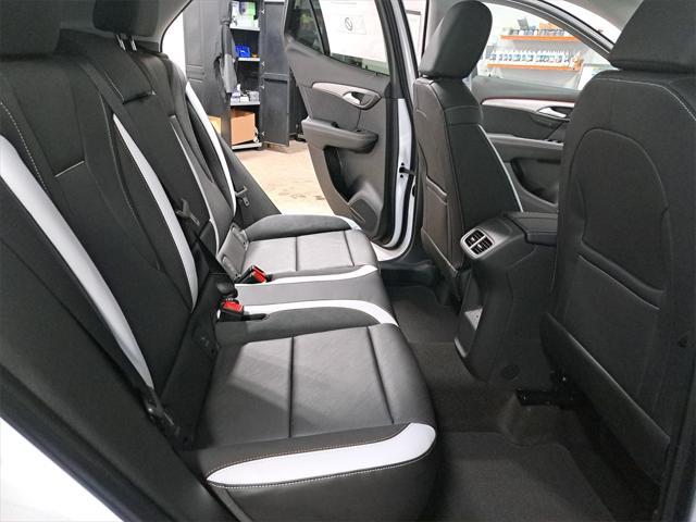 new 2025 Buick Envision car