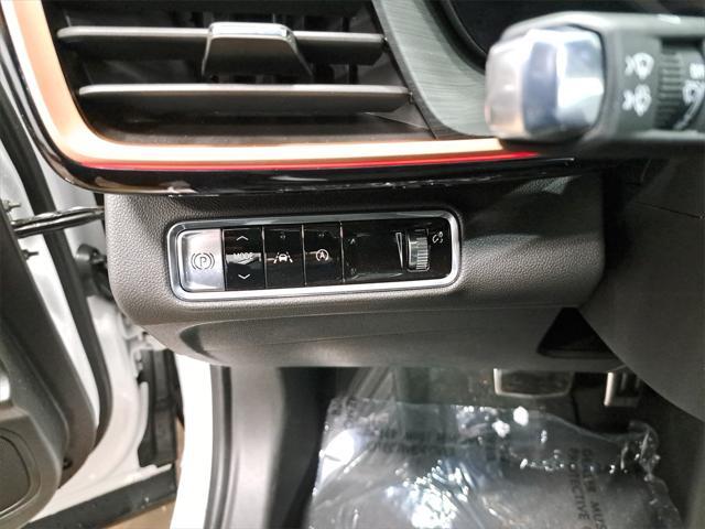 new 2025 Buick Envision car