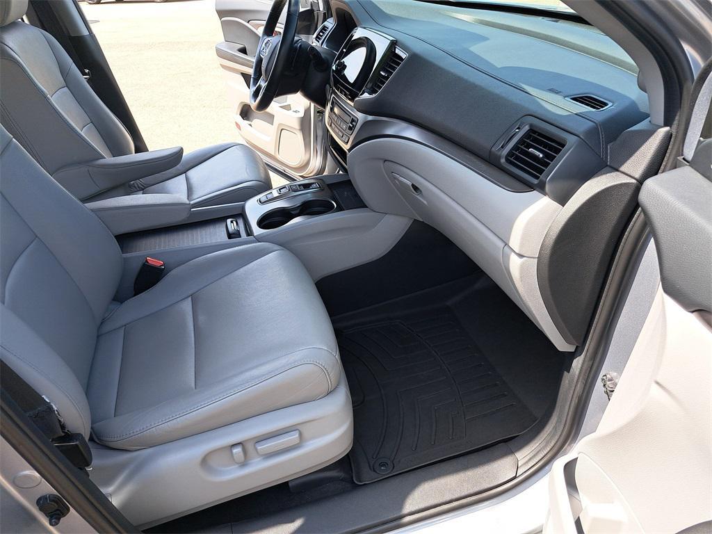 used 2022 Honda Pilot car, priced at $30,994