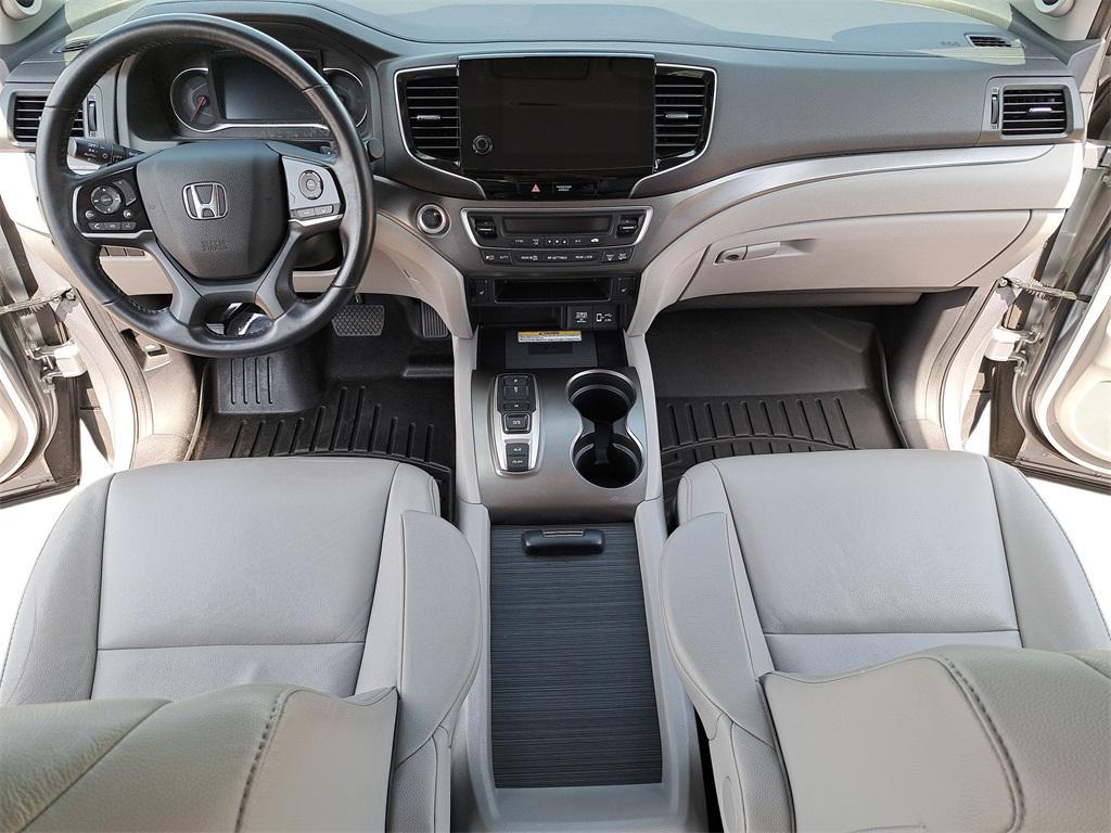 used 2022 Honda Pilot car, priced at $30,994