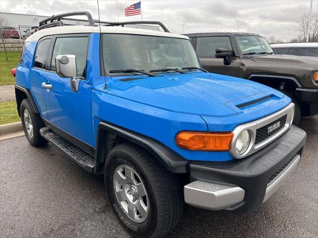 used 2007 Toyota FJ Cruiser car, priced at $11,998