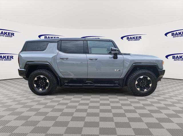 new 2024 GMC HUMMER EV SUV car