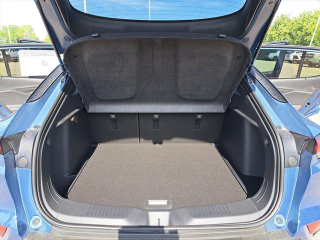 new 2025 Buick Envista car, priced at $26,585