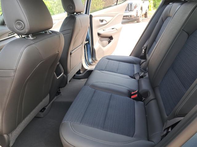 new 2025 Buick Envista car, priced at $26,585