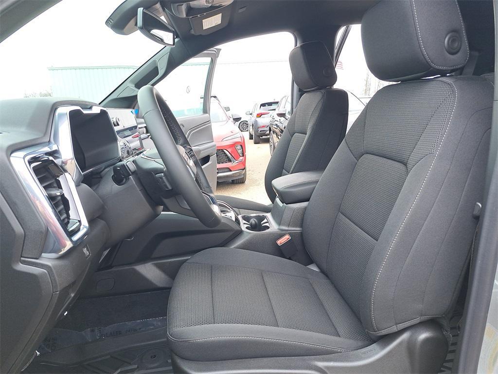 new 2025 GMC Canyon car, priced at $42,989
