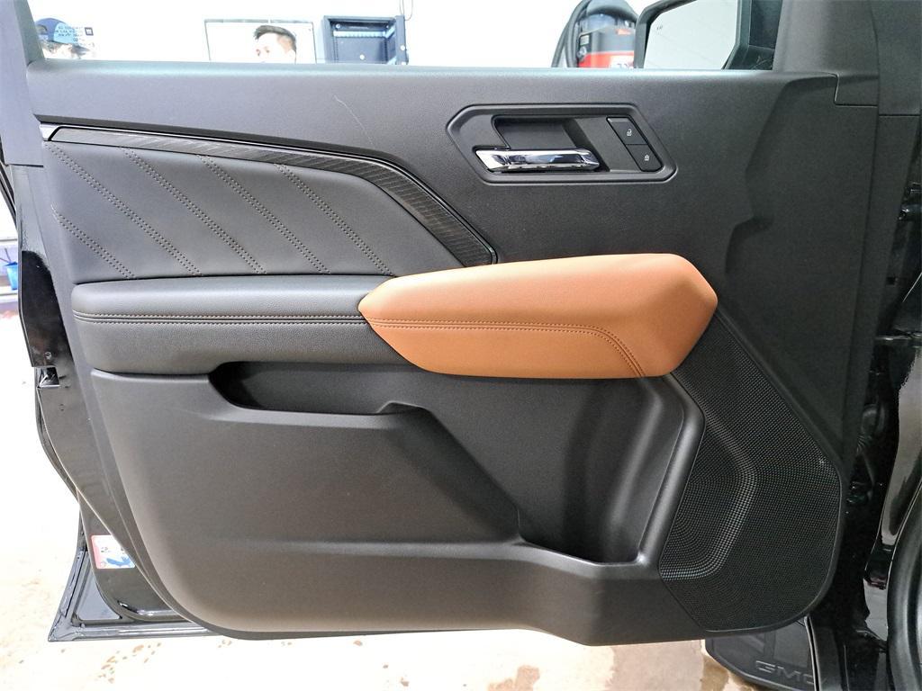 used 2023 GMC Canyon car, priced at $43,890