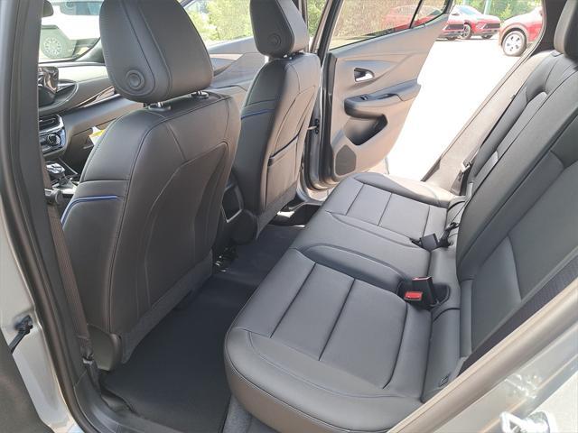 new 2025 Buick Envista car, priced at $27,037