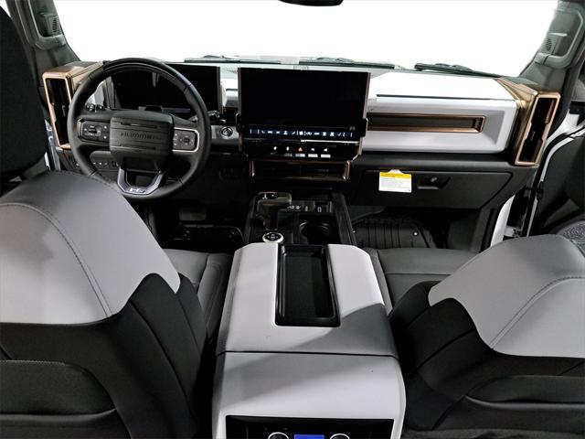 new 2025 GMC HUMMER EV SUV car