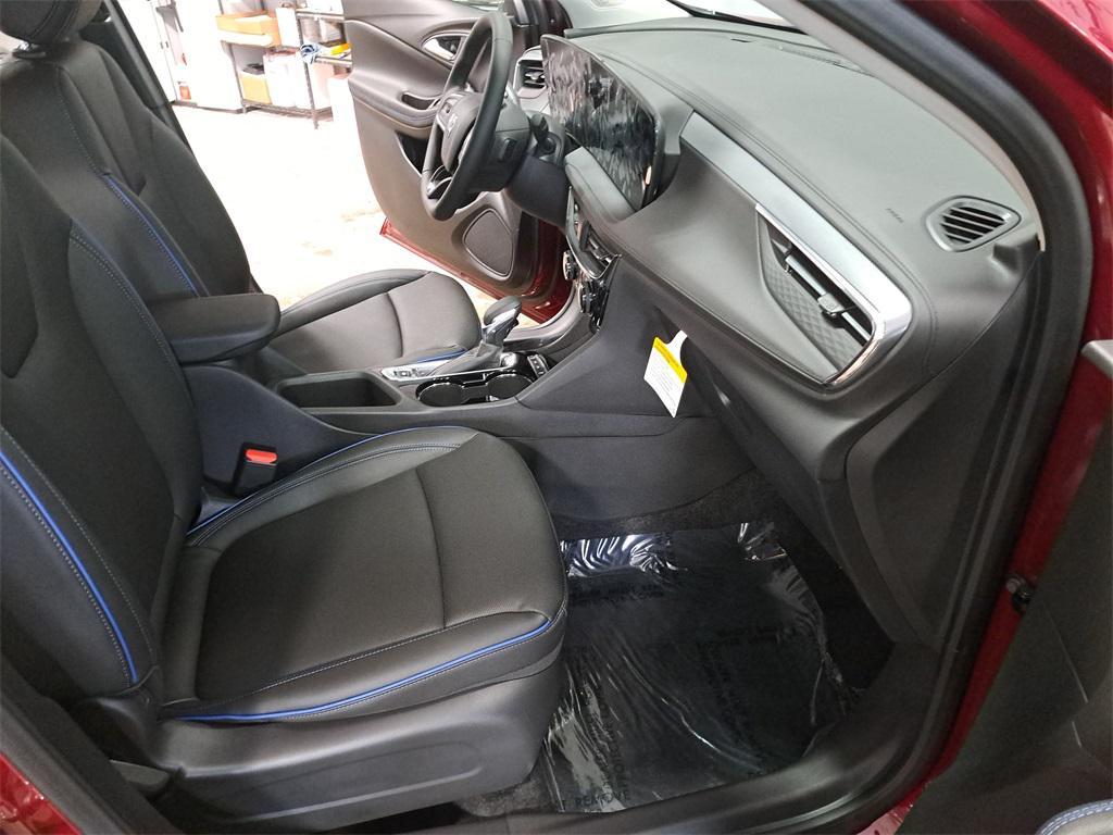 new 2025 Buick Encore GX car, priced at $29,514