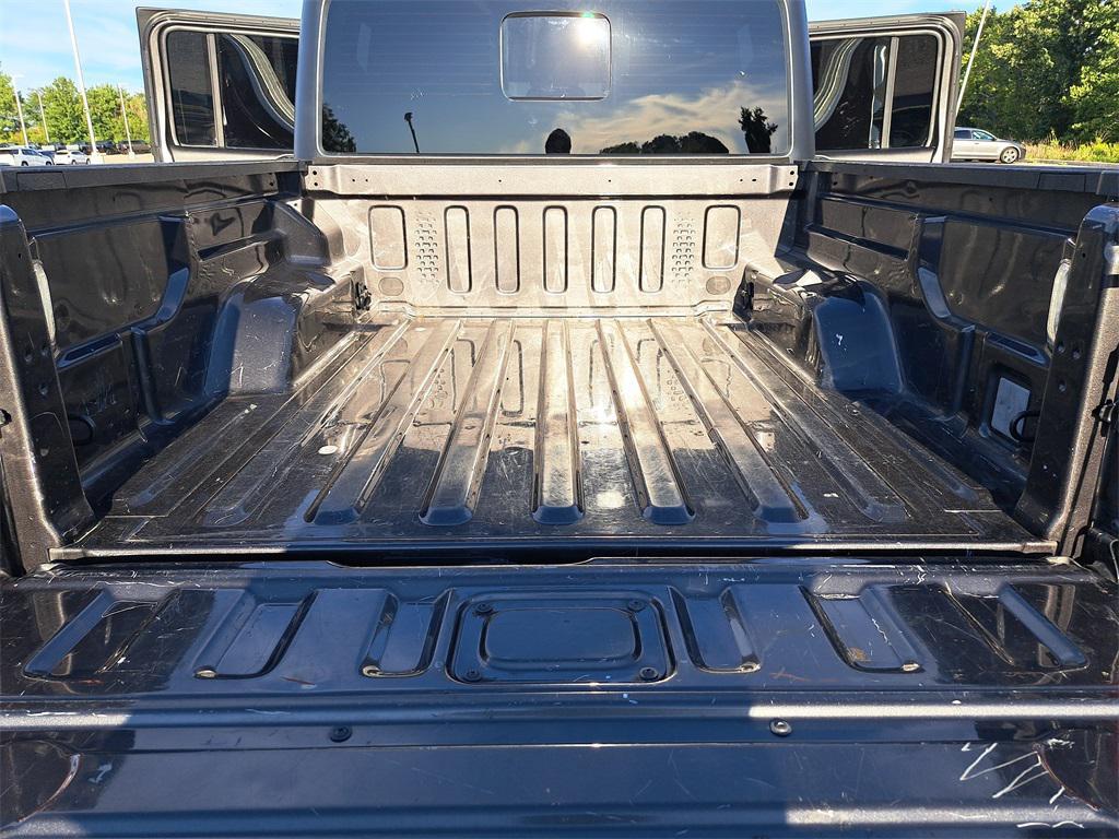 used 2022 Jeep Gladiator car, priced at $32,384