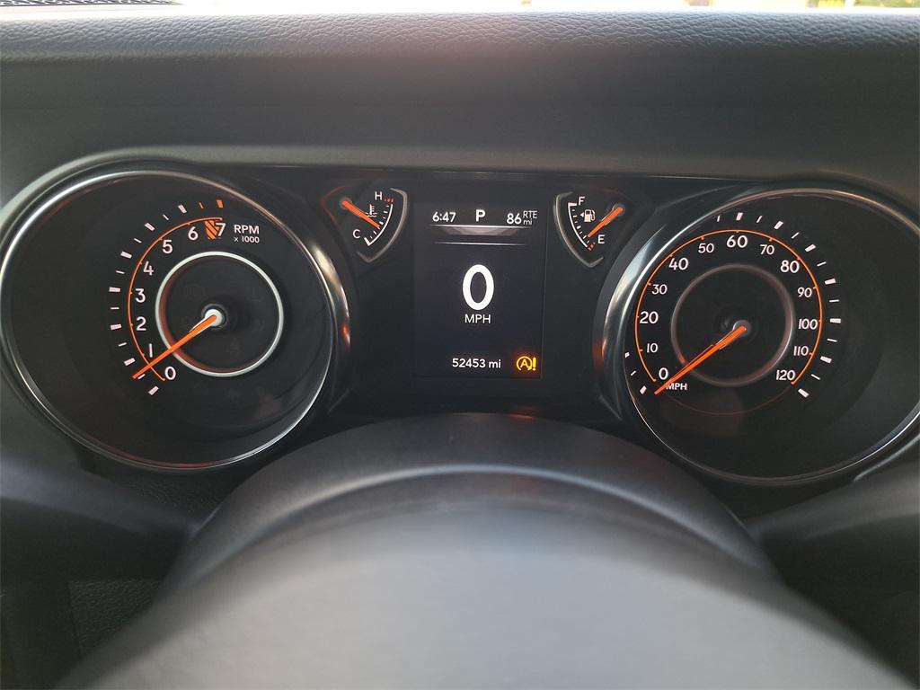 used 2022 Jeep Gladiator car, priced at $32,384
