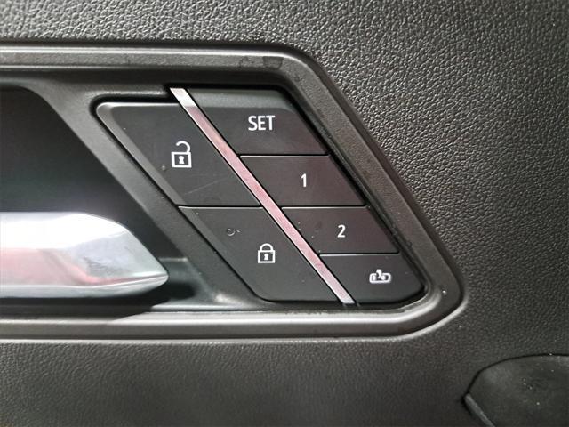 new 2025 GMC HUMMER EV SUV car
