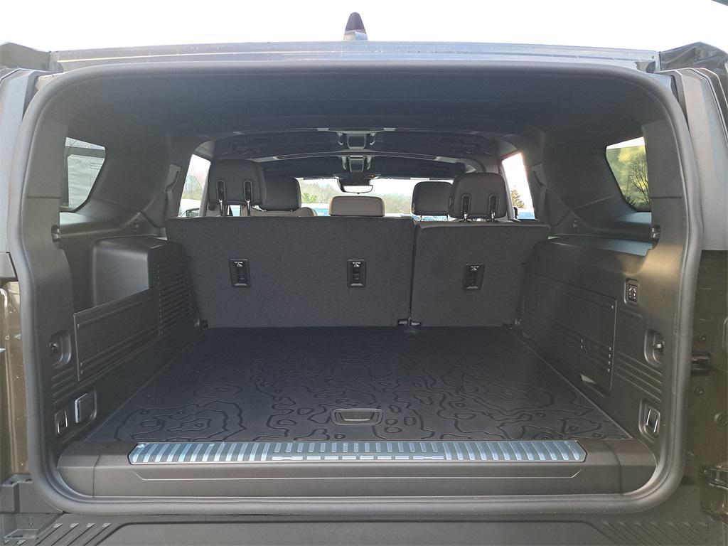 new 2025 GMC HUMMER EV SUV car, priced at $105,615