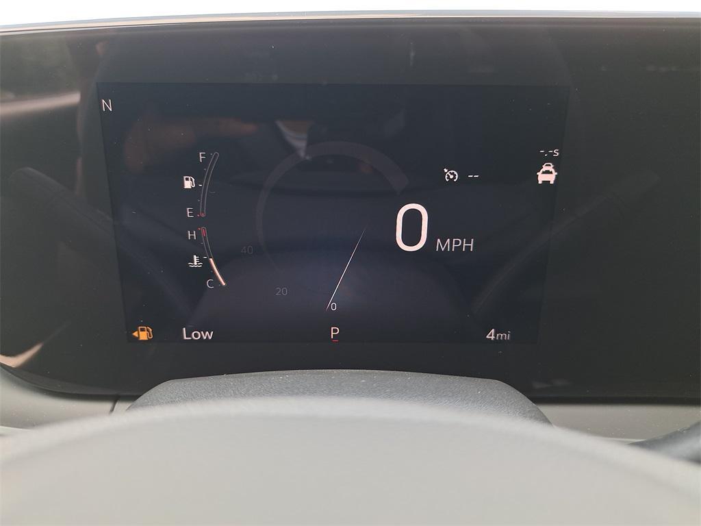 new 2025 Buick Envista car, priced at $25,260