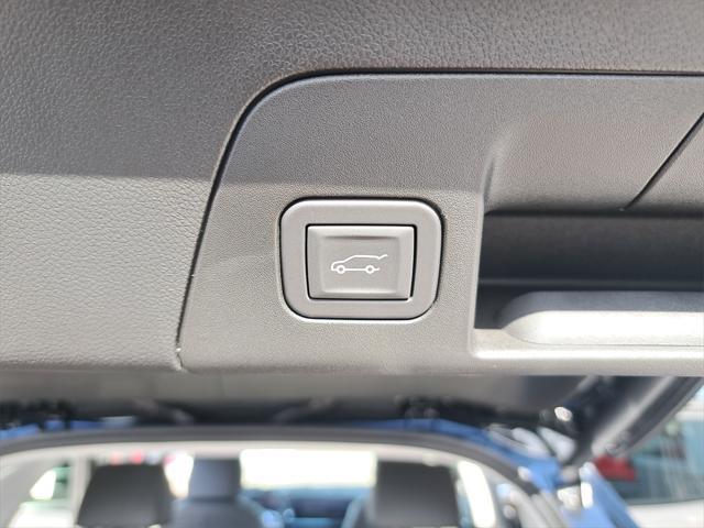 new 2025 Buick Envision car, priced at $39,740