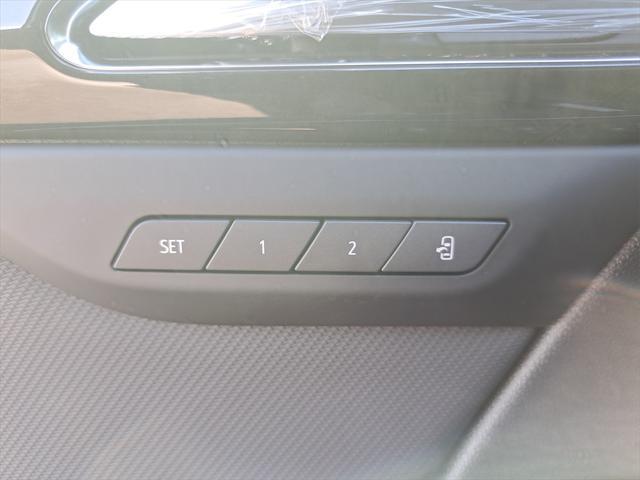 new 2025 Buick Envision car, priced at $39,740